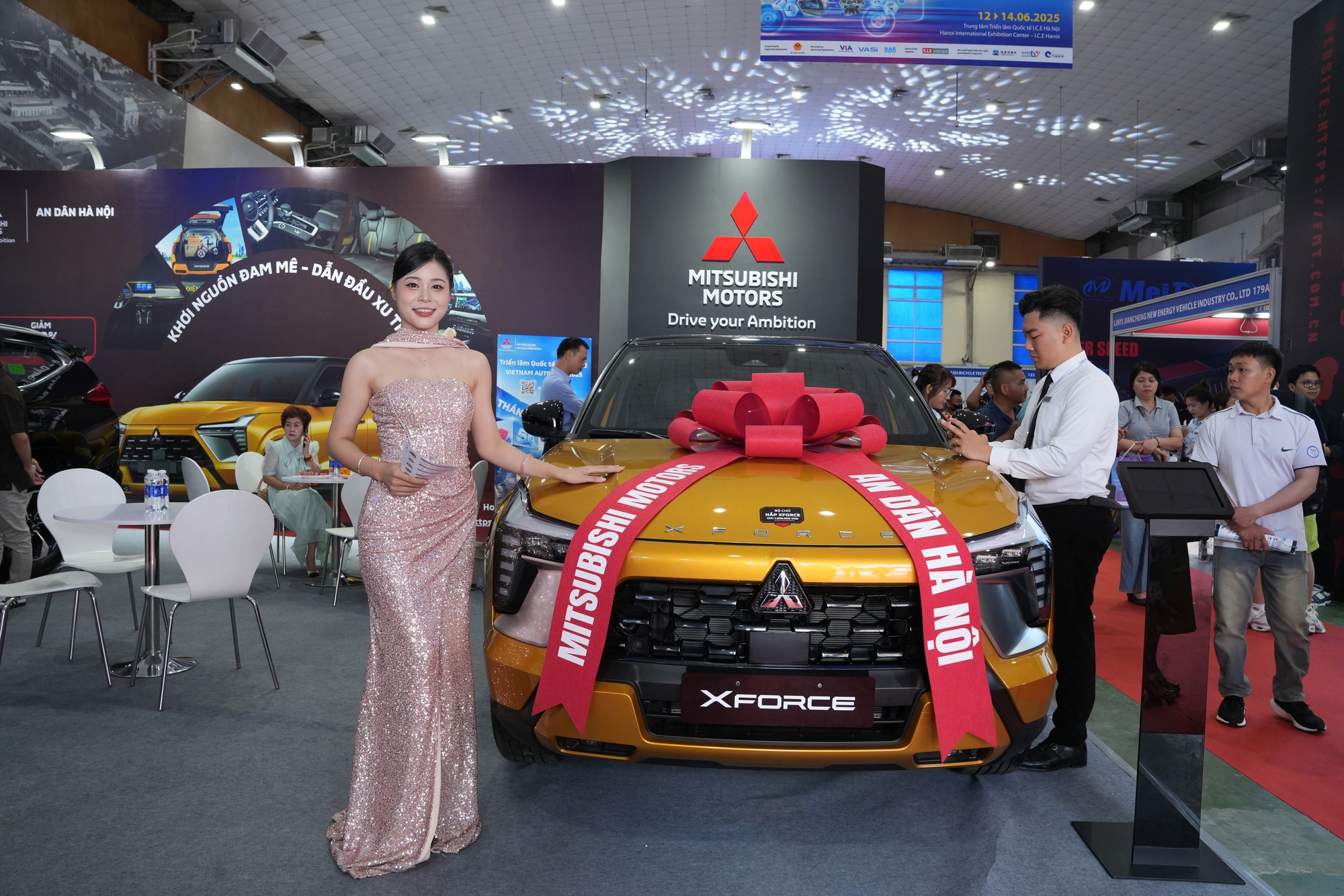 Gần 200 doanh nghiệp tham gia Vietnam AutoExpo 2025: Đòn bẩy thần tốc cho công nghiệp ô tô Việt - Ảnh 4