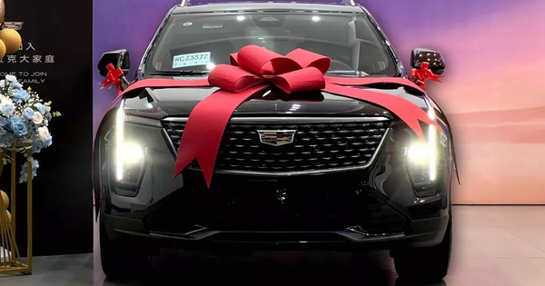 Cuộc đua giá xe Trung Quốc khắc nghiệt thế nào: Xe sang Cadillac có giá chỉ bằng Mazda3 Việt Nam