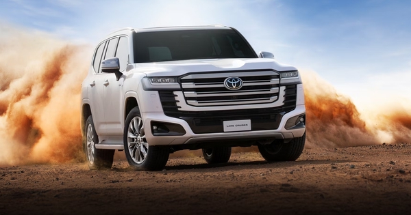 Toyota Land Cruiser thêm bản hybrid: Mạnh ngang Lexus LX 700h, bình xăng lớn, pin chịu được khắc nghiệt để off-road