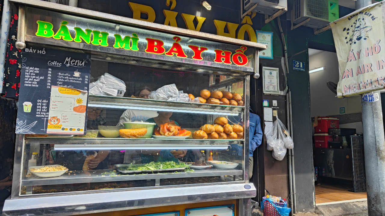 Ổ bánh mì, tô phở rục rịch tăng giá 2.000 – 5.000 đồng - Ảnh 2