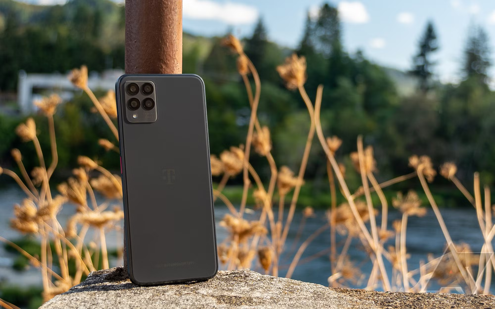 Điện thoại của ông Trump có thể là 1 trong 4 smartphone Trung Quốc này đổi tên, thay vỏ - Ảnh 5