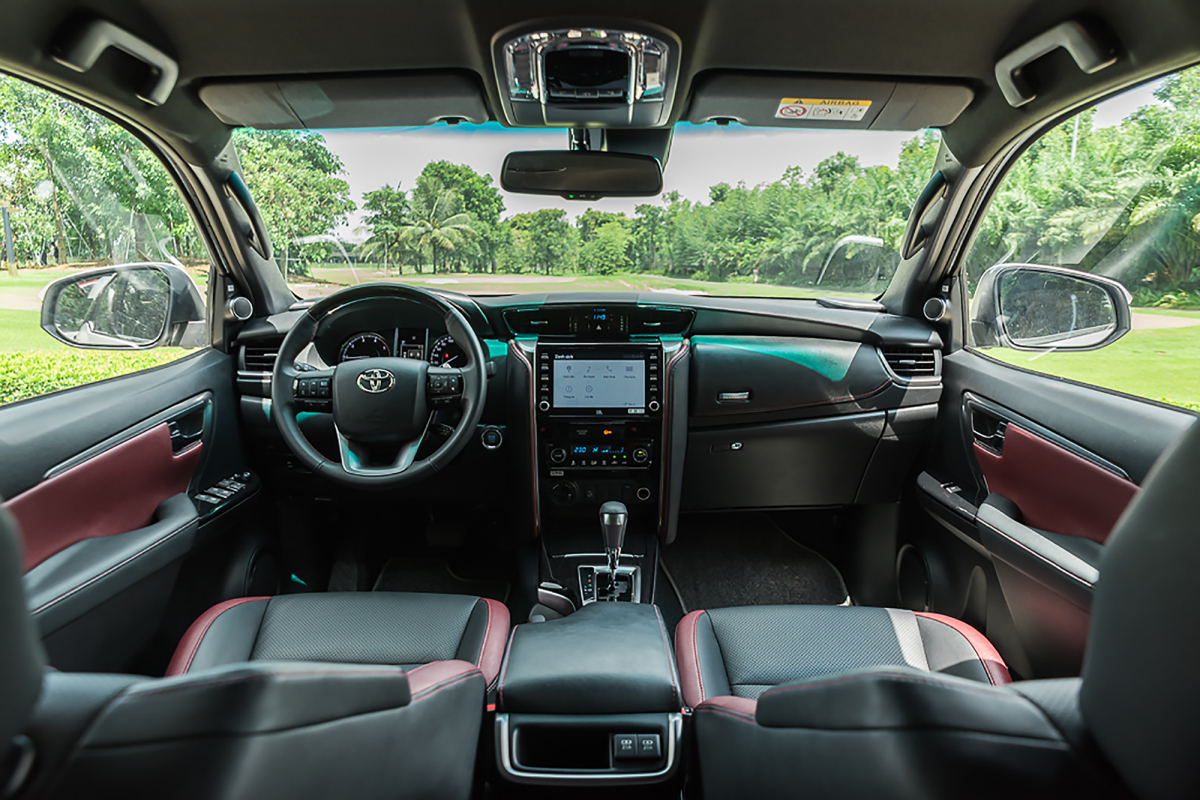 Hơn 1 tỷ đồng không mua Skoda Karoq mua xe gì: Từ CUV đến SUV, từ xe Nhật đến xe Mỹ - Ảnh 8