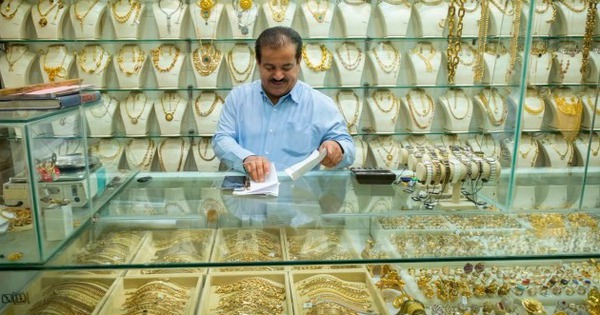 Một quốc gia châu Á 'cuồng' vàng vượt xa Trung Quốc, Ấn Độ: nhập khẩu 100 tấn, giá tăng 80% trong 12 tháng - gấp đôi chuẩn quốc tế