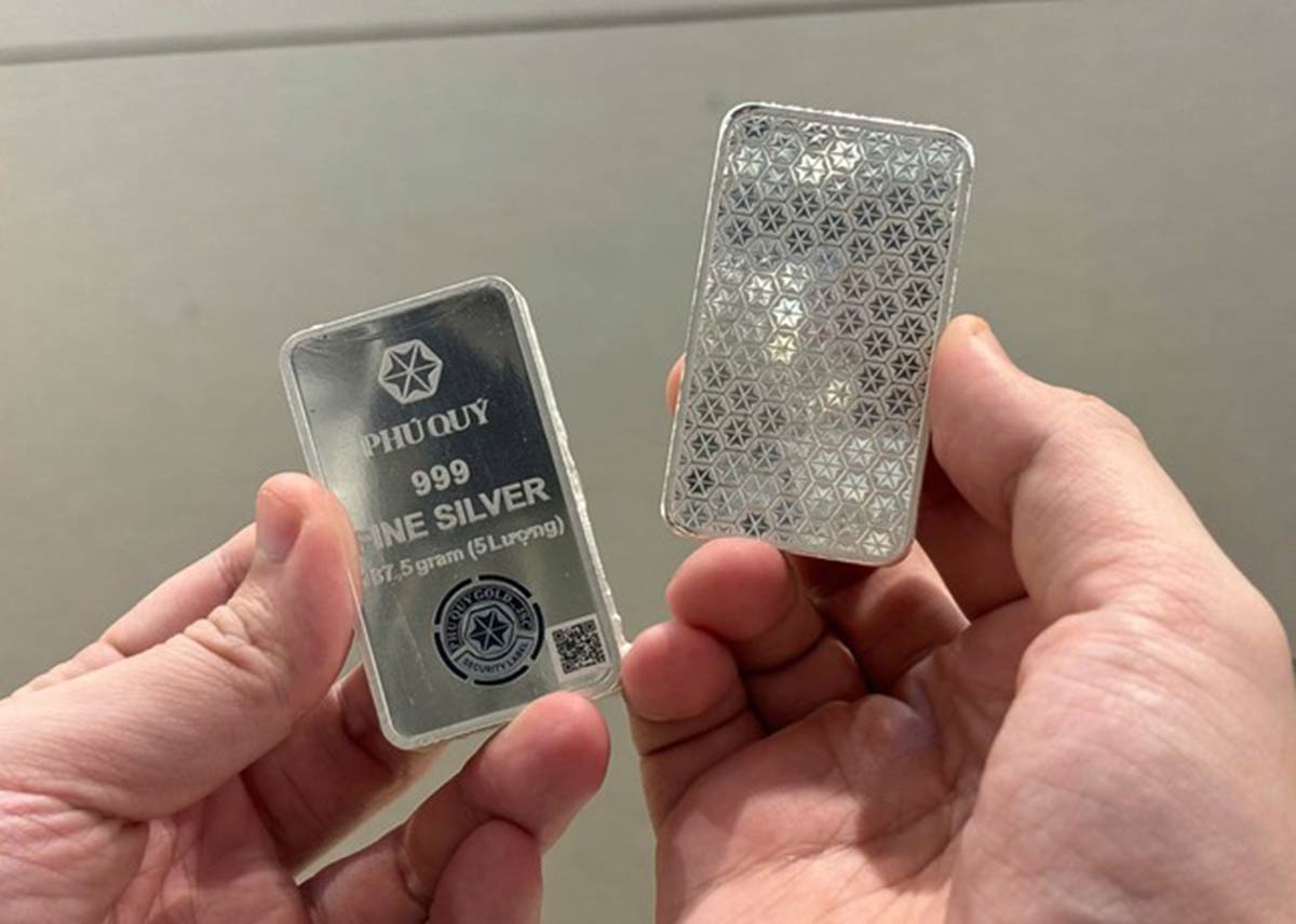 Giá bạc thỏi trong nước bật tăng mạnh gần 4% - Ảnh 1