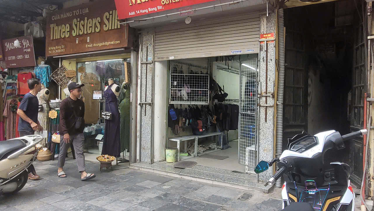 Hàng giả khó thoát - Ảnh 1