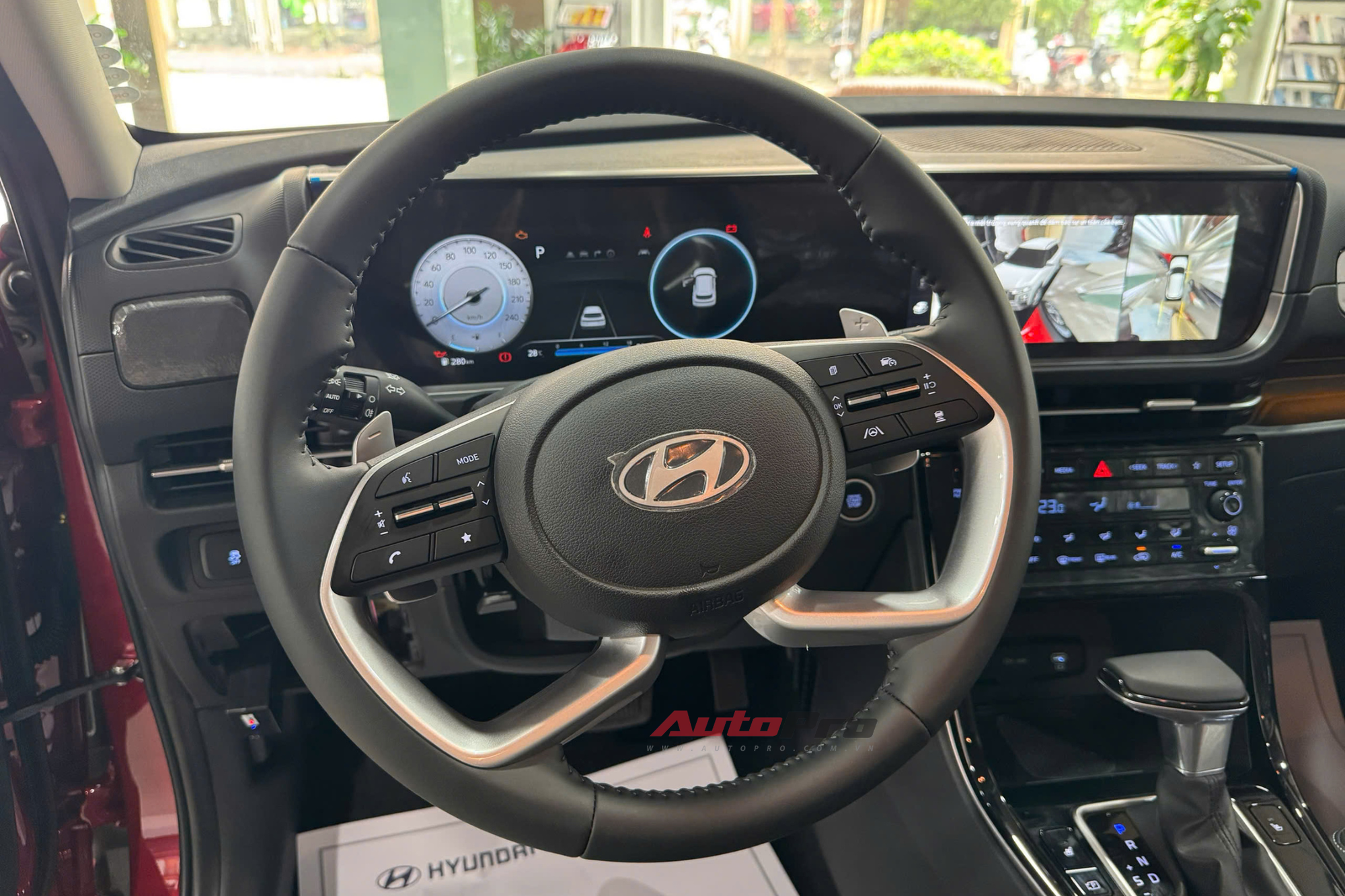 Hyundai Creta 2025 vừa ra mắt đã giảm giá tại đại lý: Bản N Line 'cháy hàng', bản 'base' còn 579 triệu đồng, tăng sức cạnh tranh Xforce - Ảnh 3