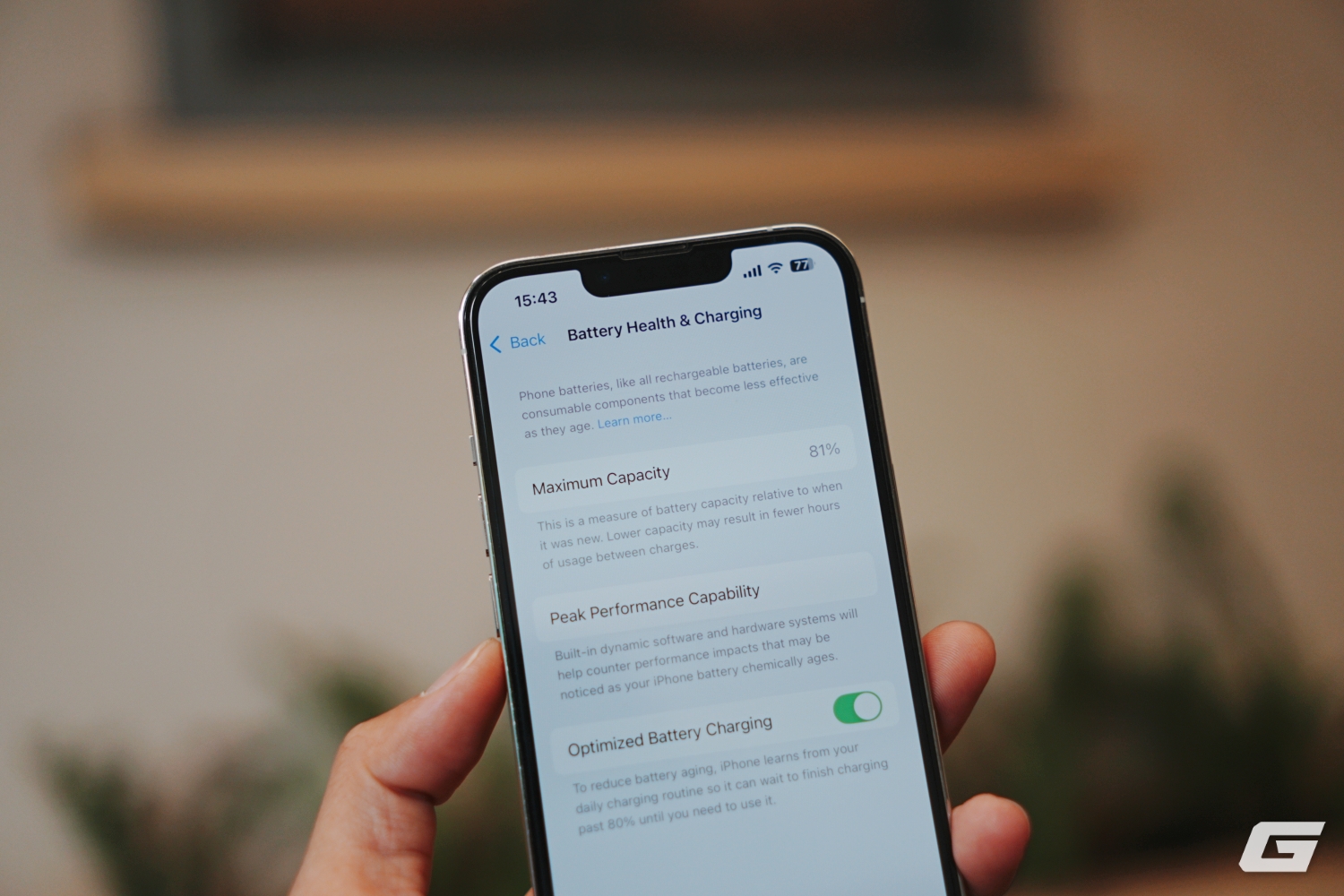 iPhone 13 Pro sau 2 năm: Mặt lưng vỡ nát, pin còn 82%, không muốn lên đời nhưng có thể phải nghĩ lại vì iOS 26 - Ảnh 7