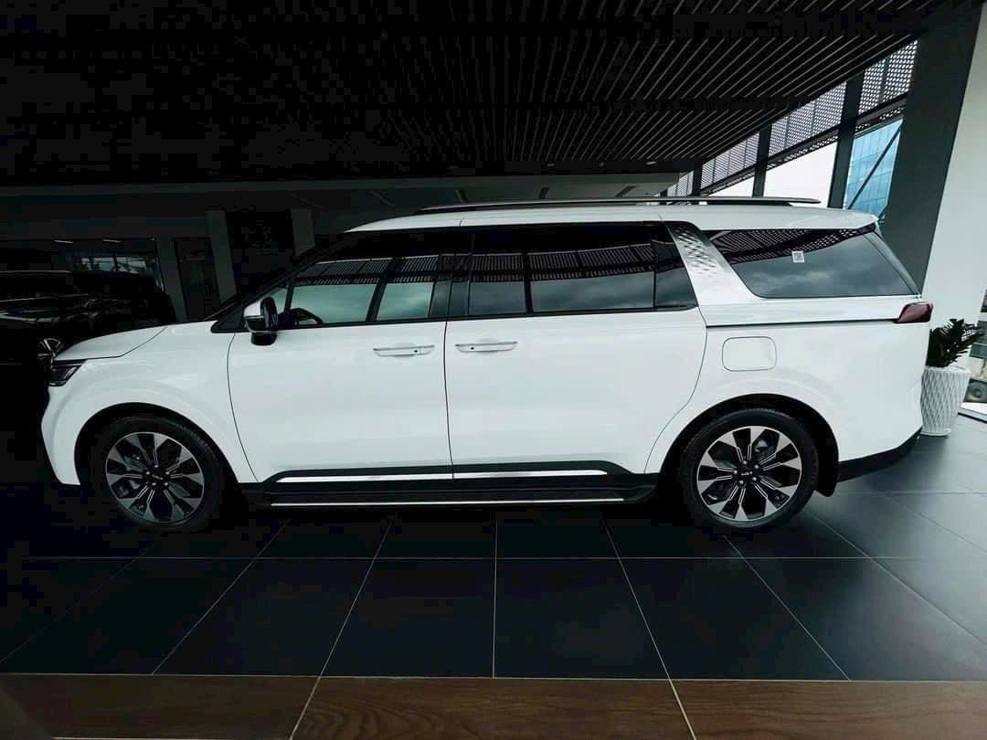 Kia Carnival bản xăng cao nhất giảm tới 210 triệu đồng tại đại lý, giá thực tế còn 1,549 tỷ đồng nhưng phải đánh đổi 1 thứ - Ảnh 3