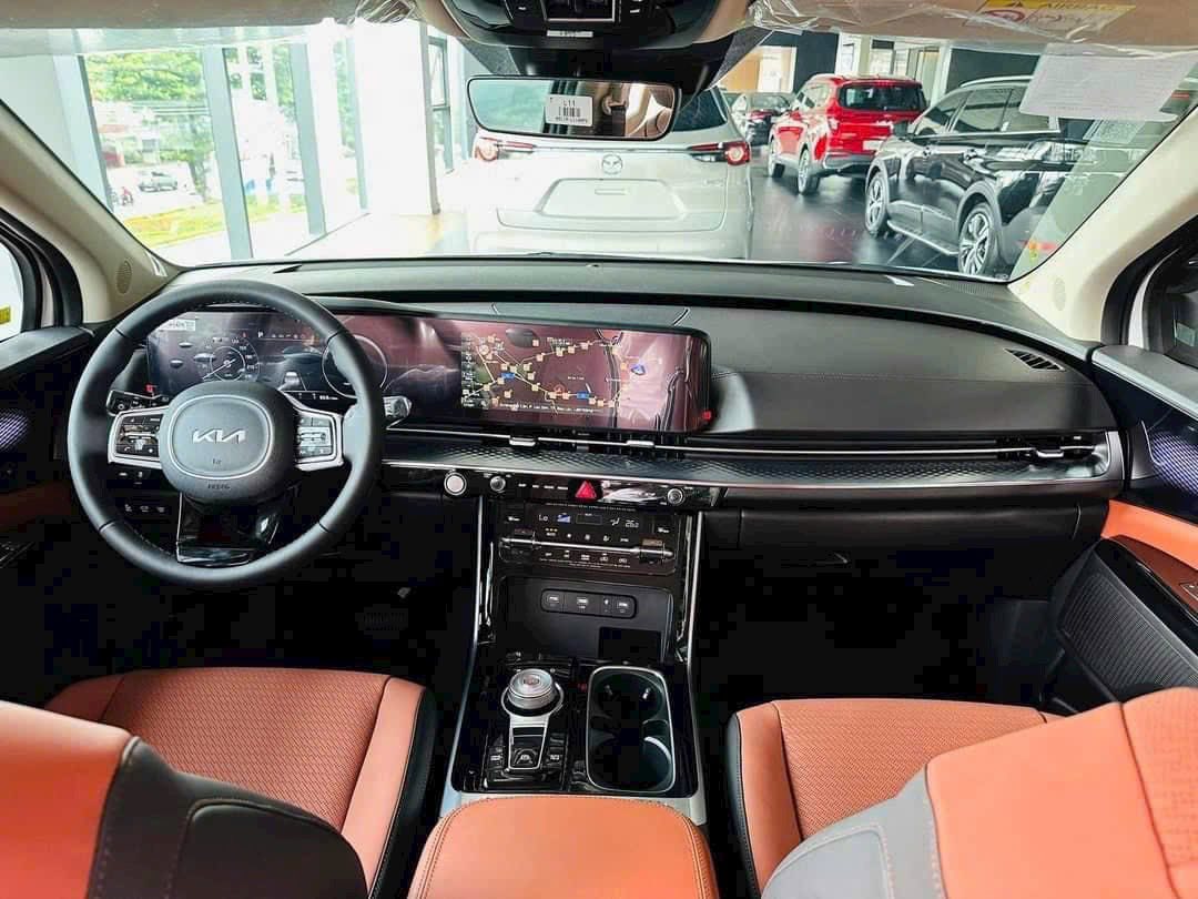 Kia Carnival bản xăng cao nhất giảm tới 210 triệu đồng tại đại lý, giá thực tế còn 1,549 tỷ đồng nhưng phải đánh đổi 1 thứ - Ảnh 5