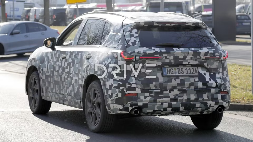 Mazda CX-5 thế hệ mới lộ mặt không che: Có thêm nét của Mercedes, BMW nhưng vẫn dễ nhầm thành facelift, dân mạng phải thốt lên 'thiết kế quá nhàn' - Ảnh 4