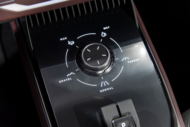 Xem thực tế Mitsubishi DST Concept ngoài đời thực: Hàng 3 cực rộng, có ADAS, nhiều điểm giống Xforce đang bán chạy - Ảnh 16