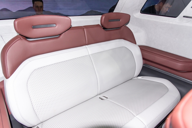 Xem thực tế Mitsubishi DST Concept ngoài đời thực: Hàng 3 cực rộng, có ADAS, nhiều điểm giống Xforce đang bán chạy - Ảnh 20