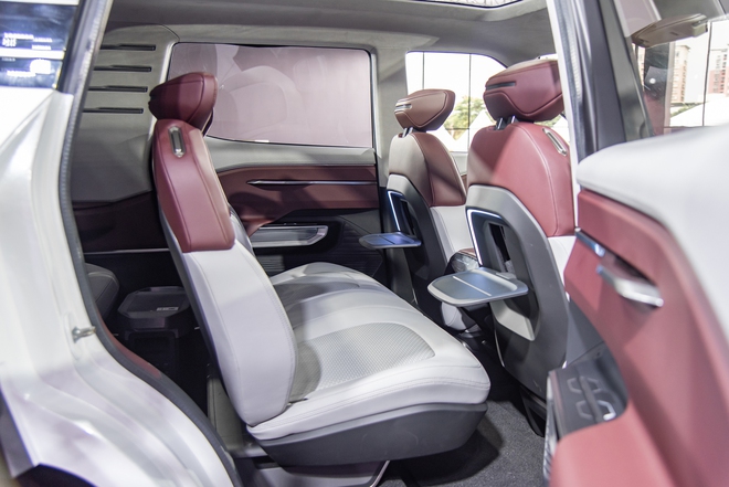 Xem thực tế Mitsubishi DST Concept ngoài đời thực: Hàng 3 cực rộng, có ADAS, nhiều điểm giống Xforce đang bán chạy - Ảnh 19