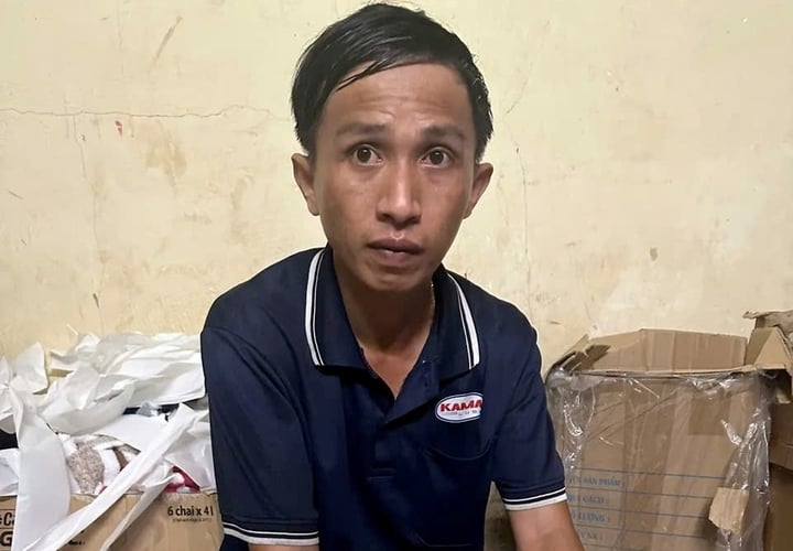 Phá đường dây sản xuất nhớt giả, thu lợi bất chính hàng chục tỷ đồng ở TP.HCM - Ảnh 1