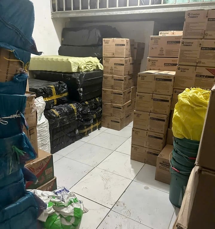 Phá đường dây sản xuất nhớt giả, thu lợi bất chính hàng chục tỷ đồng ở TP.HCM - Ảnh 2