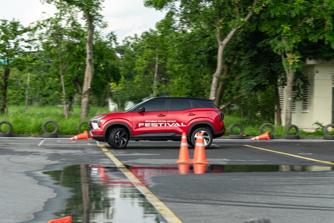 Vắt sức Mitsubishi Xforce leo dốc cao 8 mét và loạt bài thử ra trò, lại còn free tại Hà Nội - Ảnh 26