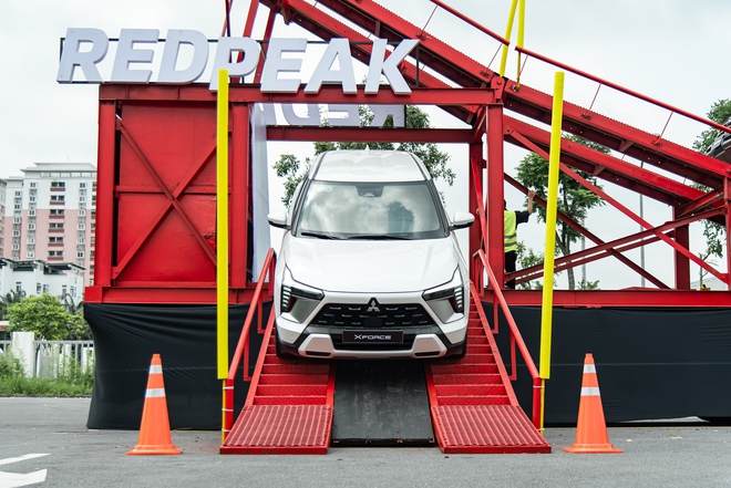 Vắt sức Mitsubishi Xforce leo dốc cao 8 mét và loạt bài thử ra trò, lại còn free tại Hà Nội - Ảnh 20