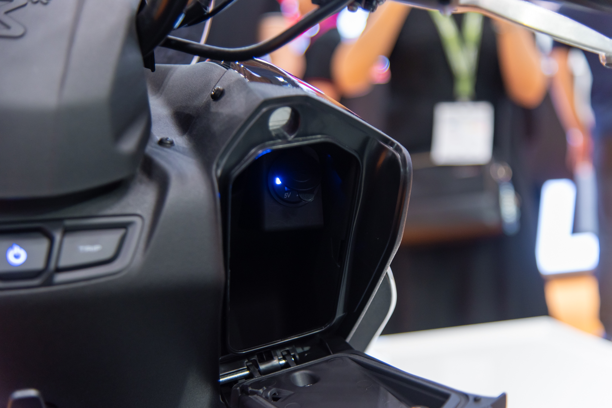 E3 Mobility Deux7 - Xe máy điện Hàn Quốc mới lạ về Việt Nam: Giá dự kiến 100 triệu đồng, nhỏ hơn SH, chạy 120km/sạc - Ảnh 13