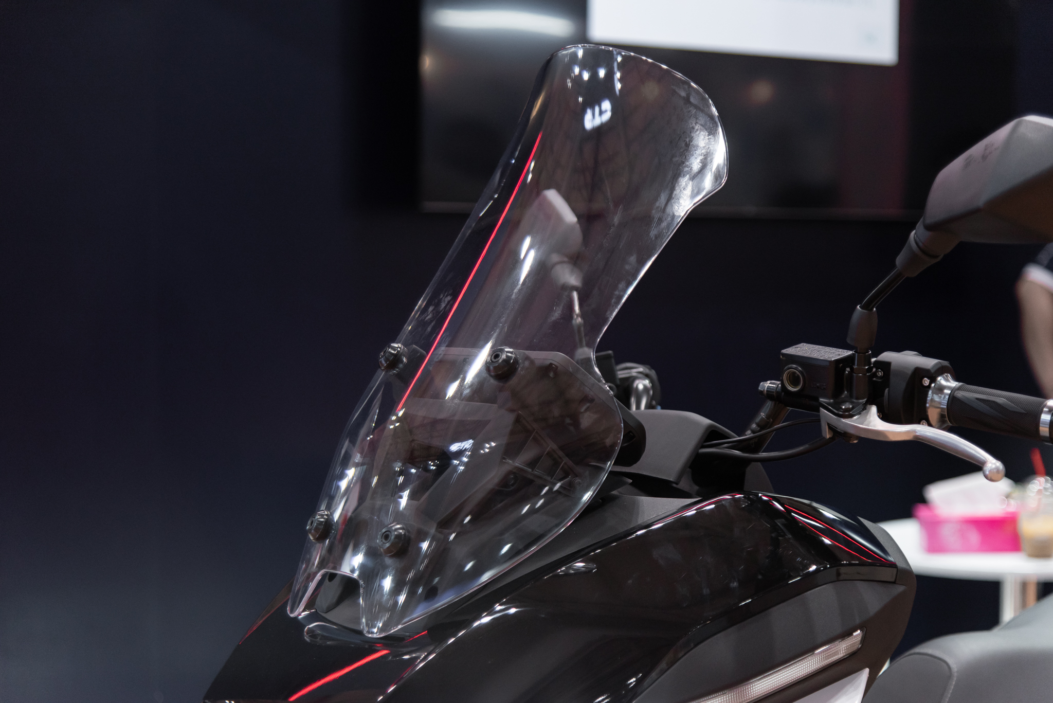 E3 Mobility Deux7 - Xe máy điện Hàn Quốc mới lạ về Việt Nam: Giá dự kiến 100 triệu đồng, nhỏ hơn SH, chạy 120km/sạc - Ảnh 2