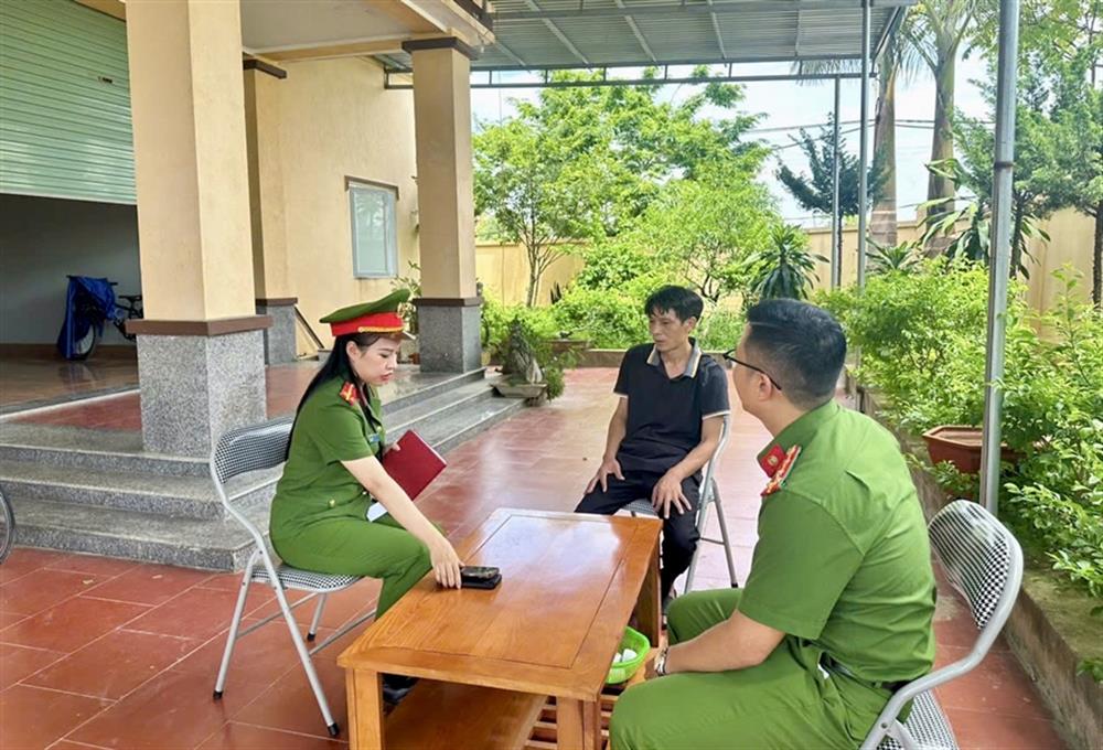 Lộ diện công ty sản xuất hàng nghìn chai nước mắm bị vứt bỏ bên đường: Đã dừng hoạt động hơn 2 tháng - Ảnh 1