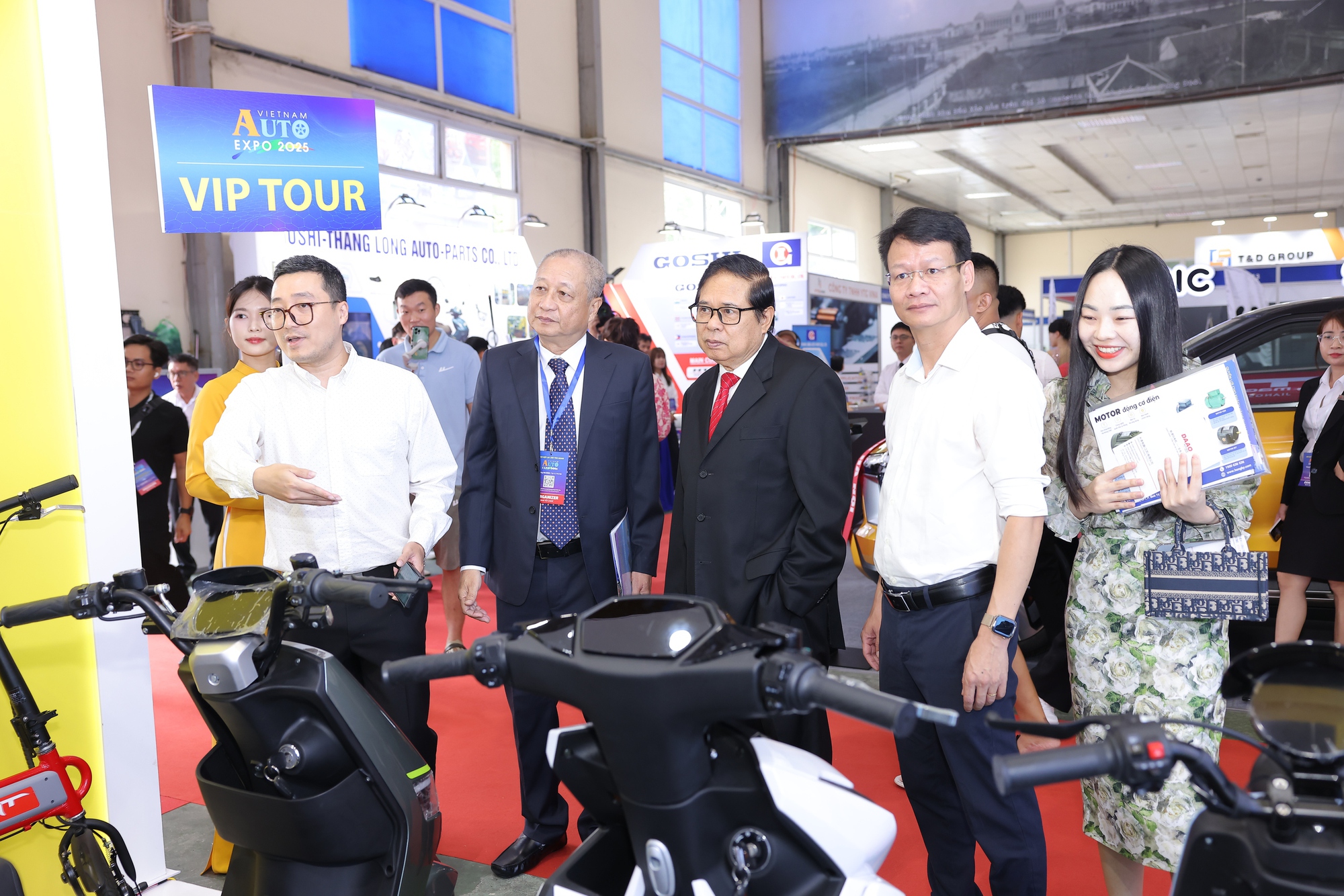 Gần 200 doanh nghiệp tham gia Vietnam AutoExpo 2025: Đòn bẩy thần tốc cho công nghiệp ô tô Việt - Ảnh 3