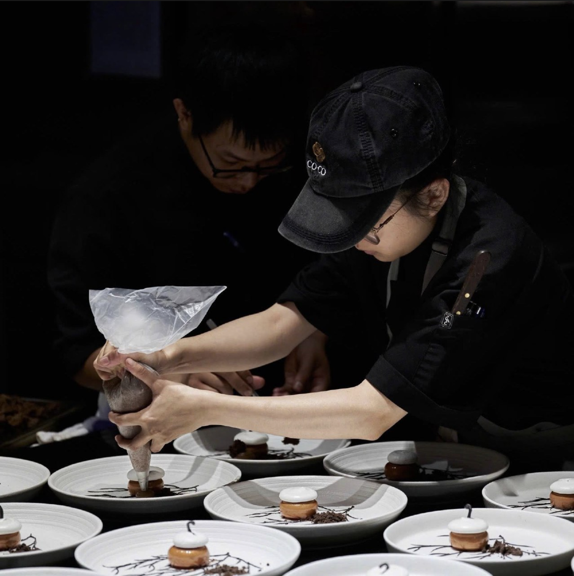 Hóng gấp: 9 nhà hàng Việt đạt sao MICHELIN 2025, 1 cái tên chính là nơi tổ chức trao giải tối nay! - Ảnh 10