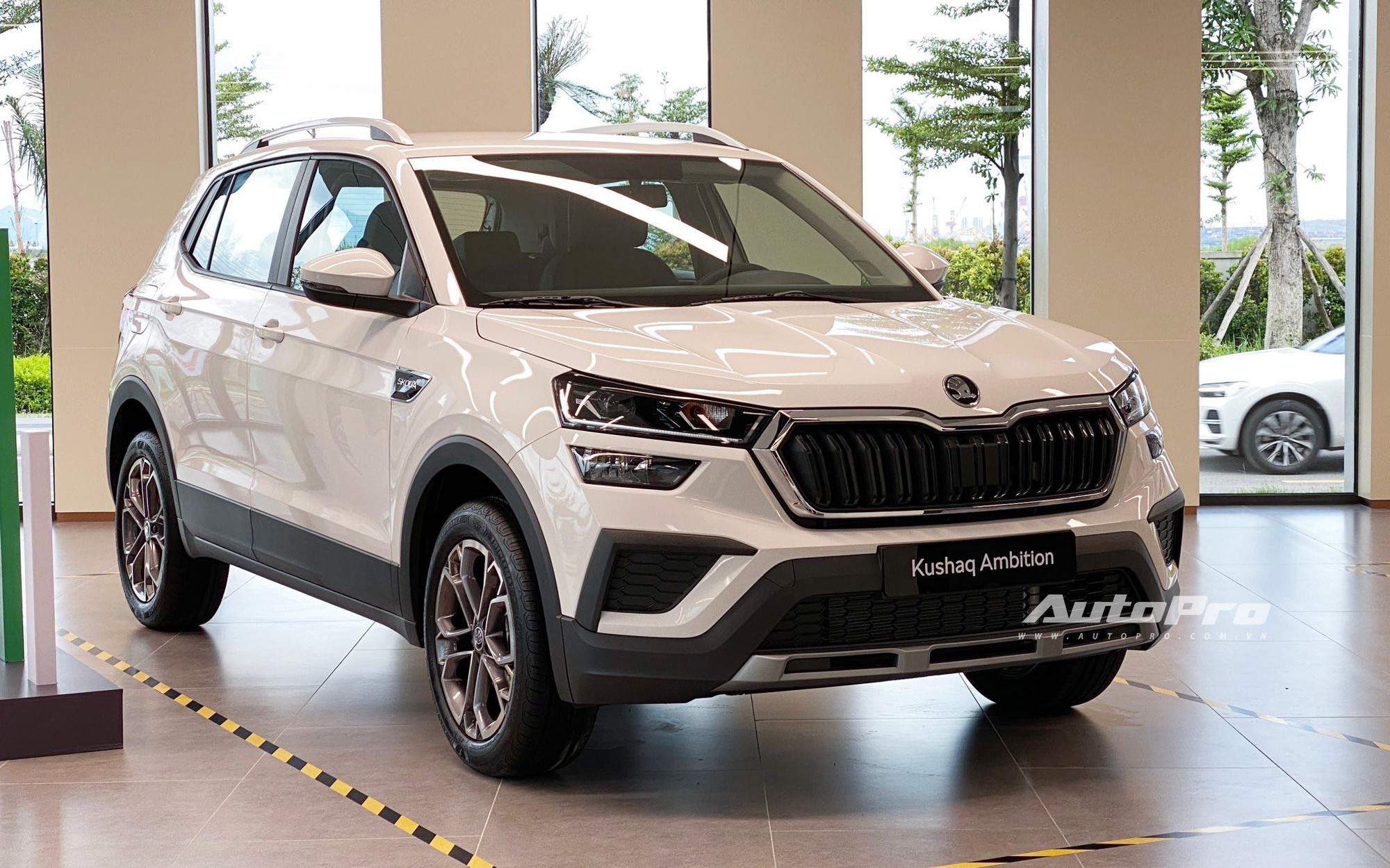 Loạt xe ra mắt Việt Nam tháng 6: Đủ phổ thông đến xe sang, có mẫu quay lại thị trường, đáng chú ý là cái tên lần đầu xuất hiện - Ảnh 13