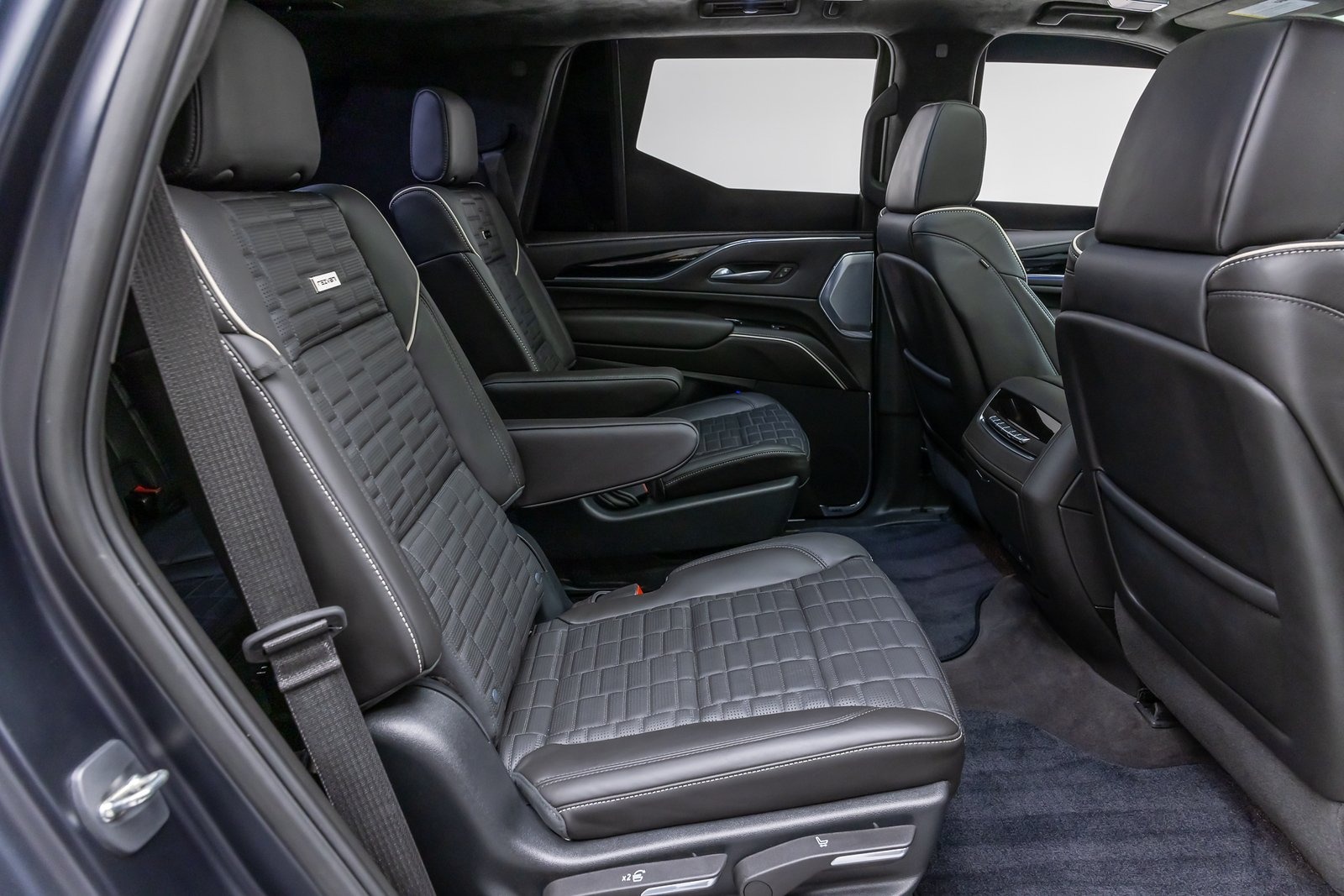 ‘Khủng long’ Rezvani Vengeance xuất hiện tại Hà Nội: Hầm hố như xe quân sự, tùy chọn chống đạn, giá ngang siêu xe - Ảnh 18