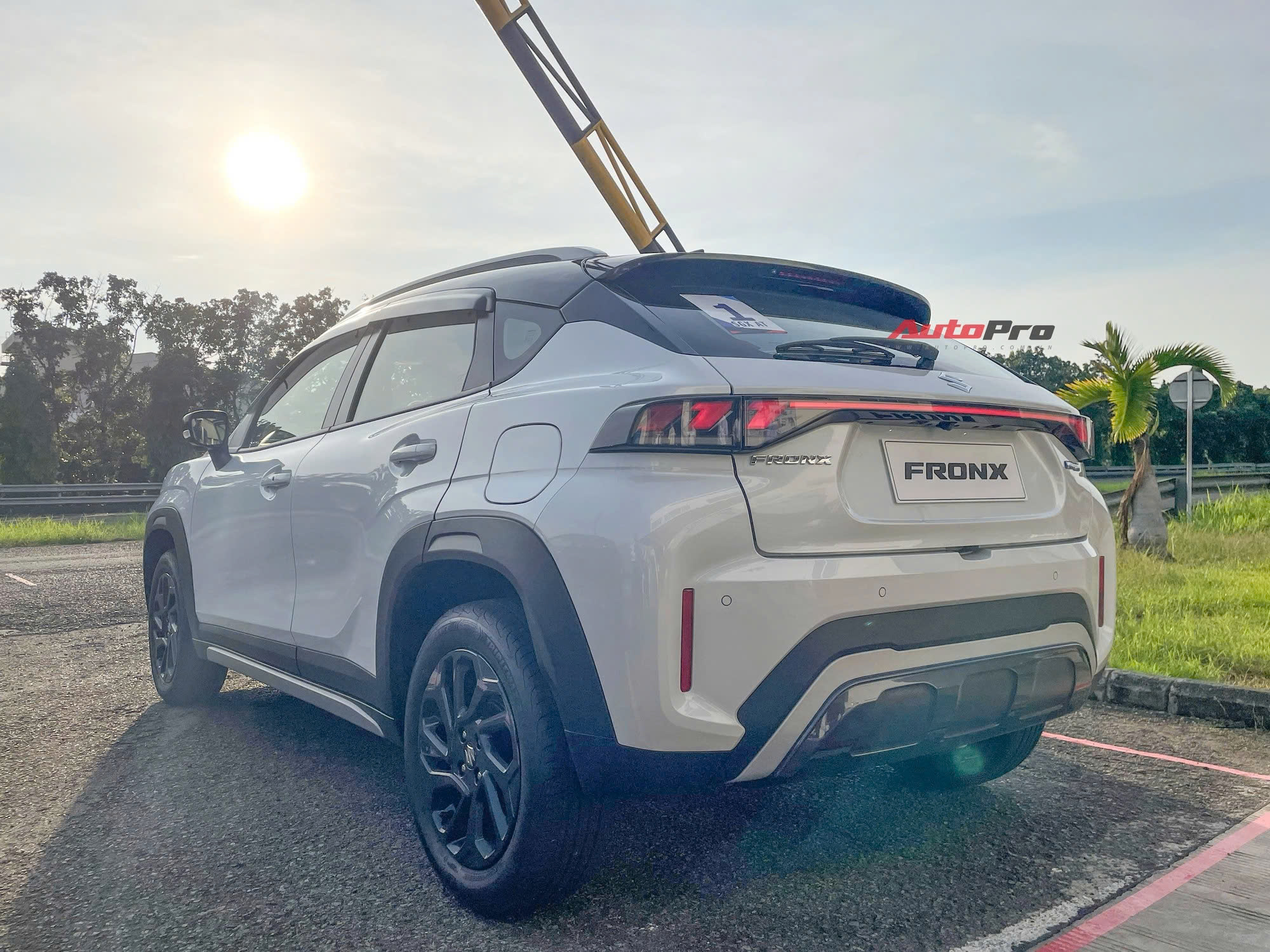 Người Việt hiếm hoi cầm lái Suzuki Fronx: ‘Lái hay,  chất tốt nhưng cần điều này mới bán chạy’ - Ảnh 9
