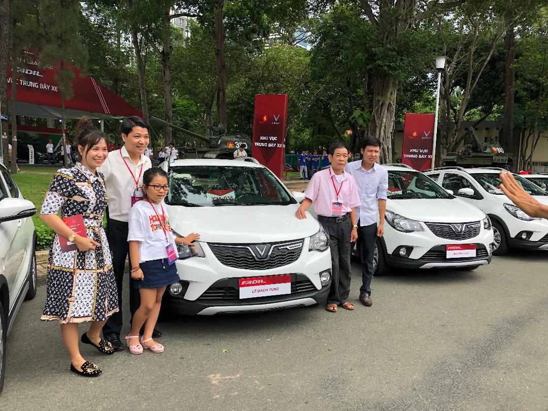 Tròn 6 năm VinFast Fadil đầu tiên bàn giao khách hàng: Chỉ cần 2 năm để trở thành 'vua doanh số', tời giờ vẫn được săn lùng xe cũ - Ảnh 4