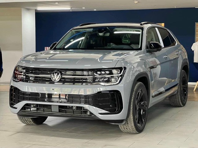 VW Viloran, Teramont X tăng giá mạnh tại Việt Nam, người mua vẫn tiết kiệm được trăm triệu nếu chọn đánh đổi một điều - Ảnh 1