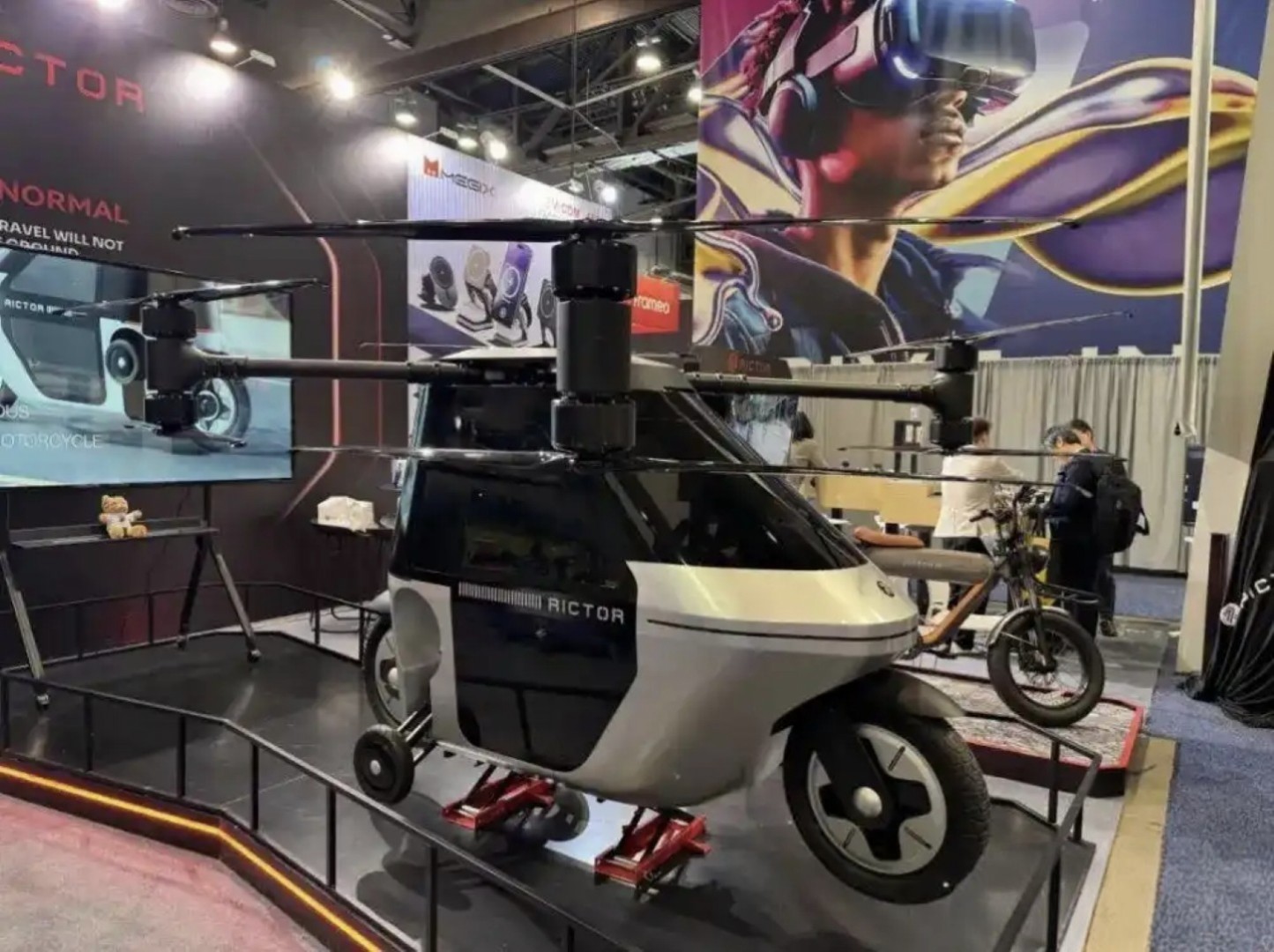 Xe máy biết bay vừa ra mắt đã được bán trên sàn TMĐT, giá 1,8 tỷ đồng và ai cũng có thể mua - Ảnh 4