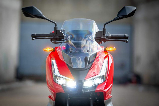 Xe ga thiết kế phá cách, bình xăng lớn gấp đôi Honda SH, trang bị loạt công nghệ vượt tầm phân khúc - Ảnh 1