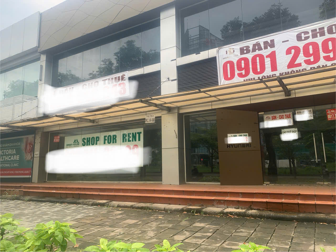 "Phố nhà giàu" Phú Mỹ Hưng đìu hiu, mặt bằng cho thuê treo bảng dài ngày, vắng người thuê - Ảnh 6