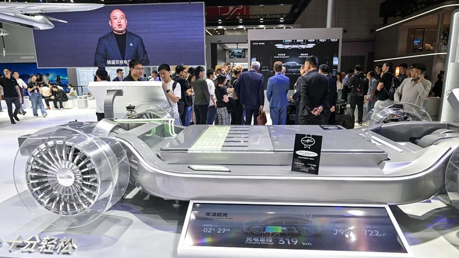 Không còn là xe 'sang xịn mịn' ra sao, đây mới là 'cuộc chơi' trong 5-10 năm tới của các ông lớn ô tô điện - Volkswagen, Toyota, BYD đều đang 'tất tay' - Ảnh 3