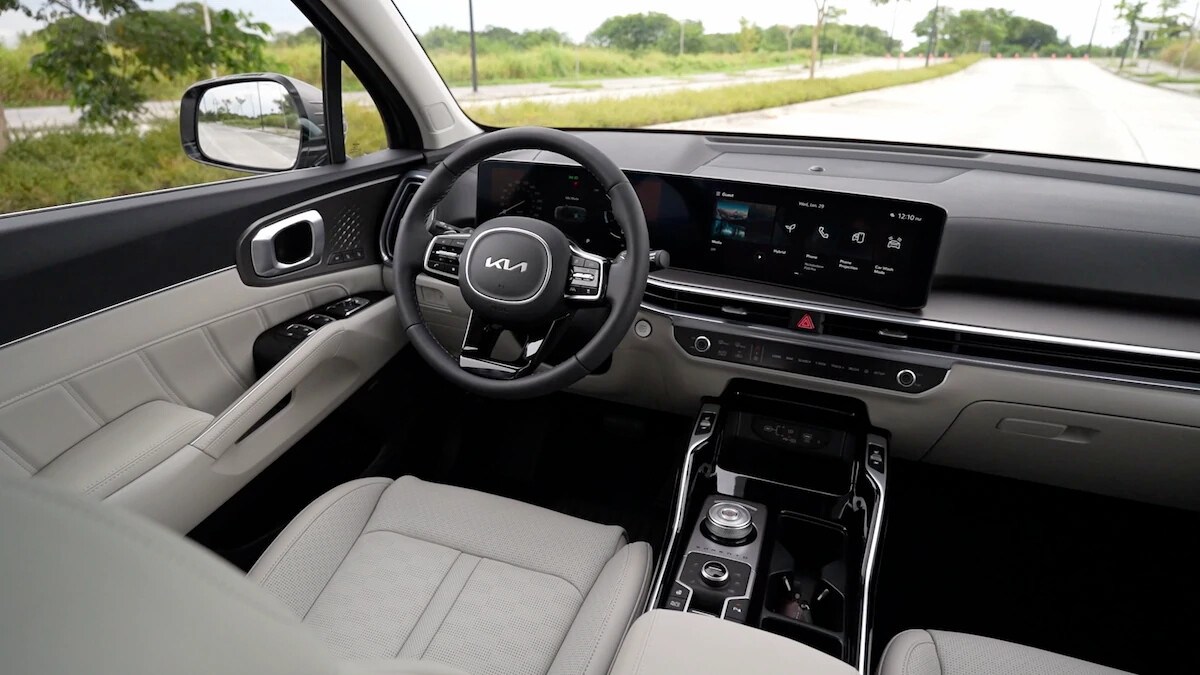 Kia Sorento giảm giá còn từ 879 triệu đồng tại đại lý, đua giá với Santa Fe nhưng VIN 2025 - Ảnh 6