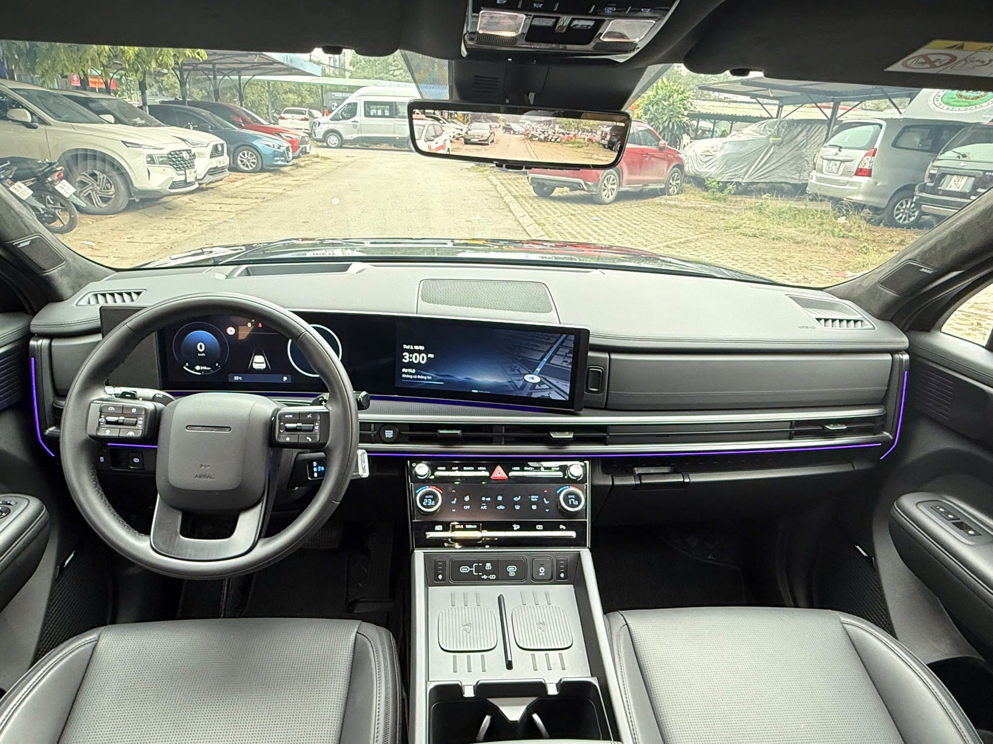 Hyundai Santa Fe tiếp tục 'dọn kho', giảm sốc 235 triệu đồng tại đại lý: Bản đắt nhất còn 1,13 tỷ, rẻ hơn CX-8 - Ảnh 4