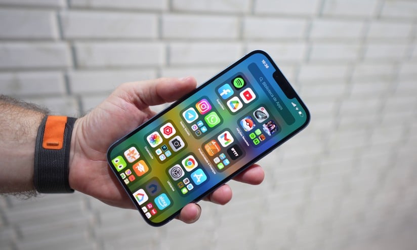 Chiếc iPhone từng khiến thị trường bùng nổ nay giảm kỷ lục hơn 12 triệu đồng - Ảnh 1