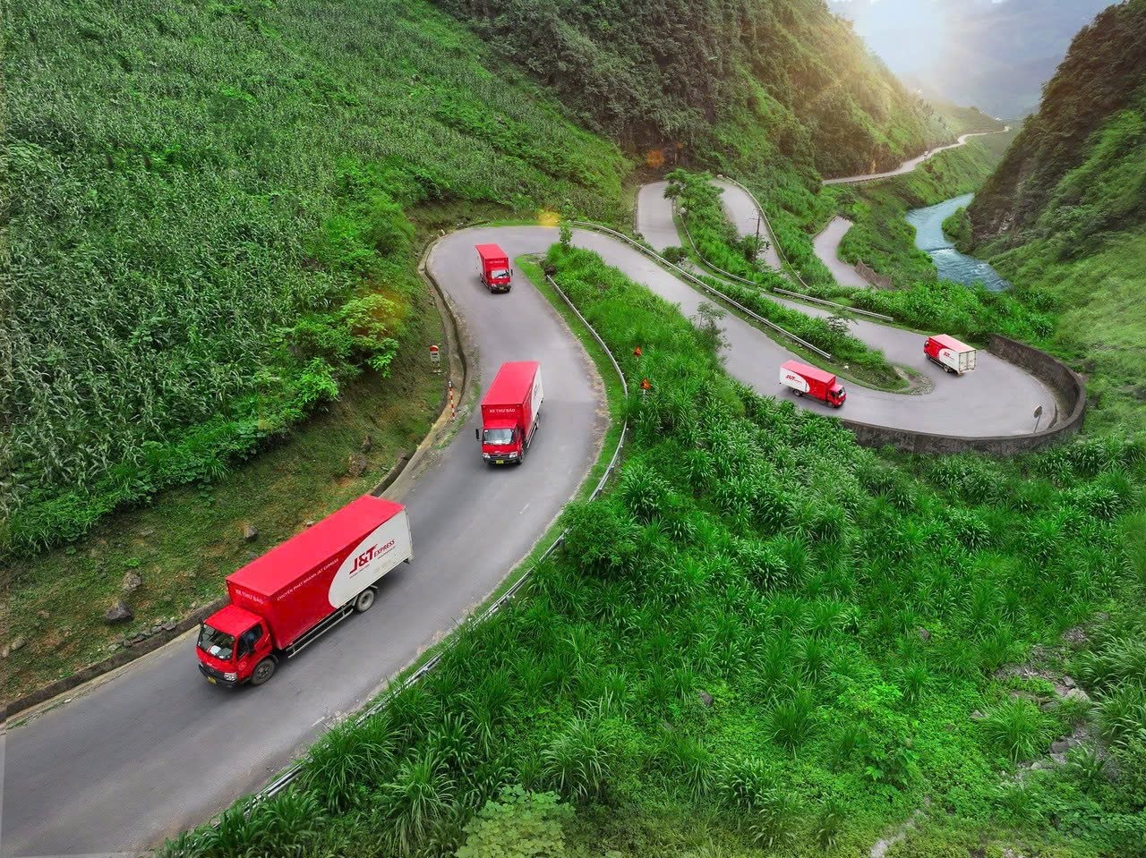 J&T Express kỷ niệm 7 năm “Giao đúng giờ - Nhận chu toàn' - Ảnh 5