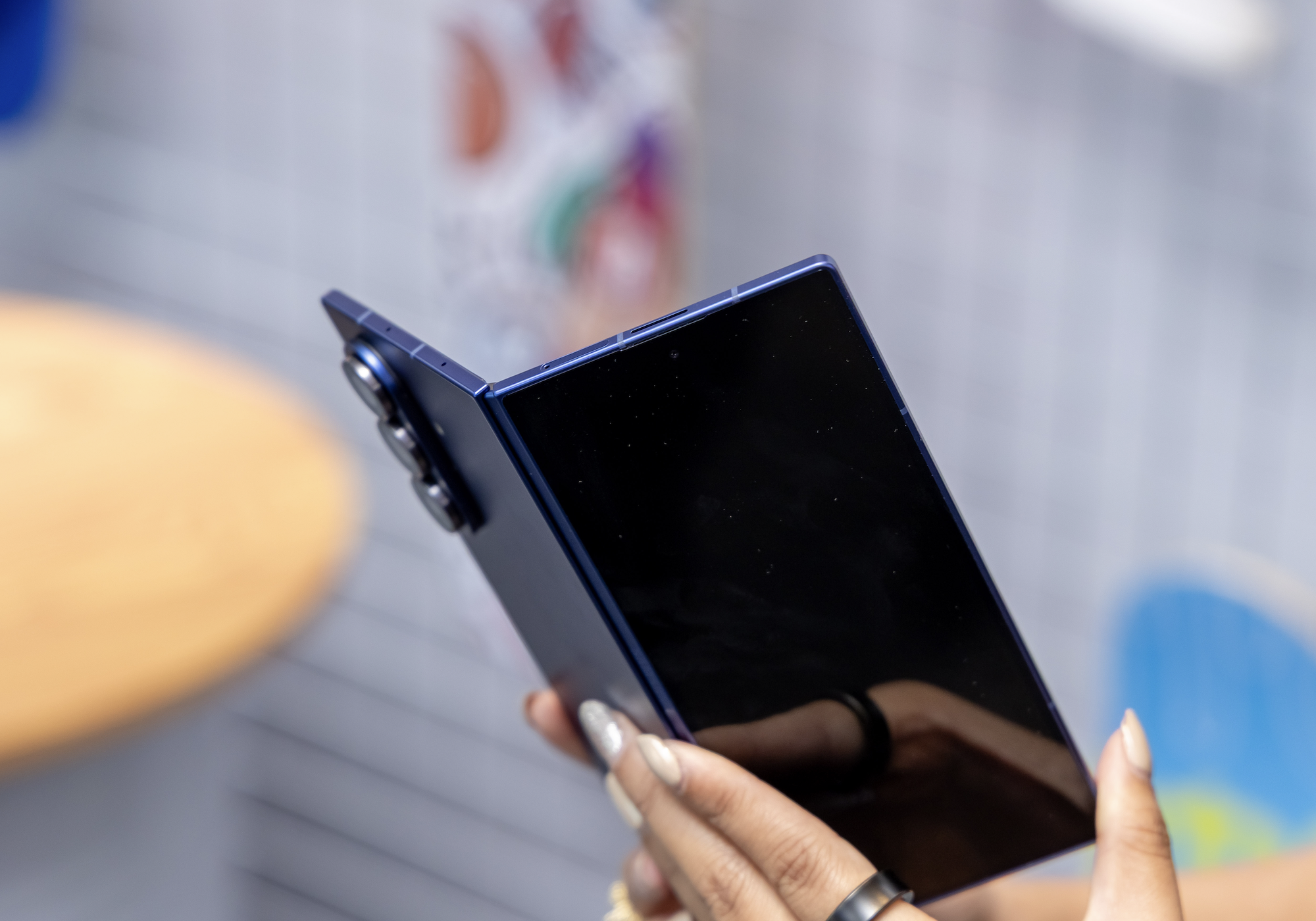 Samsung Galaxy Z Fold7 ra mắt: Mỏng, nhẹ hơn bao giờ hết, giá từ 46,99 triệu đồng - Ảnh 7