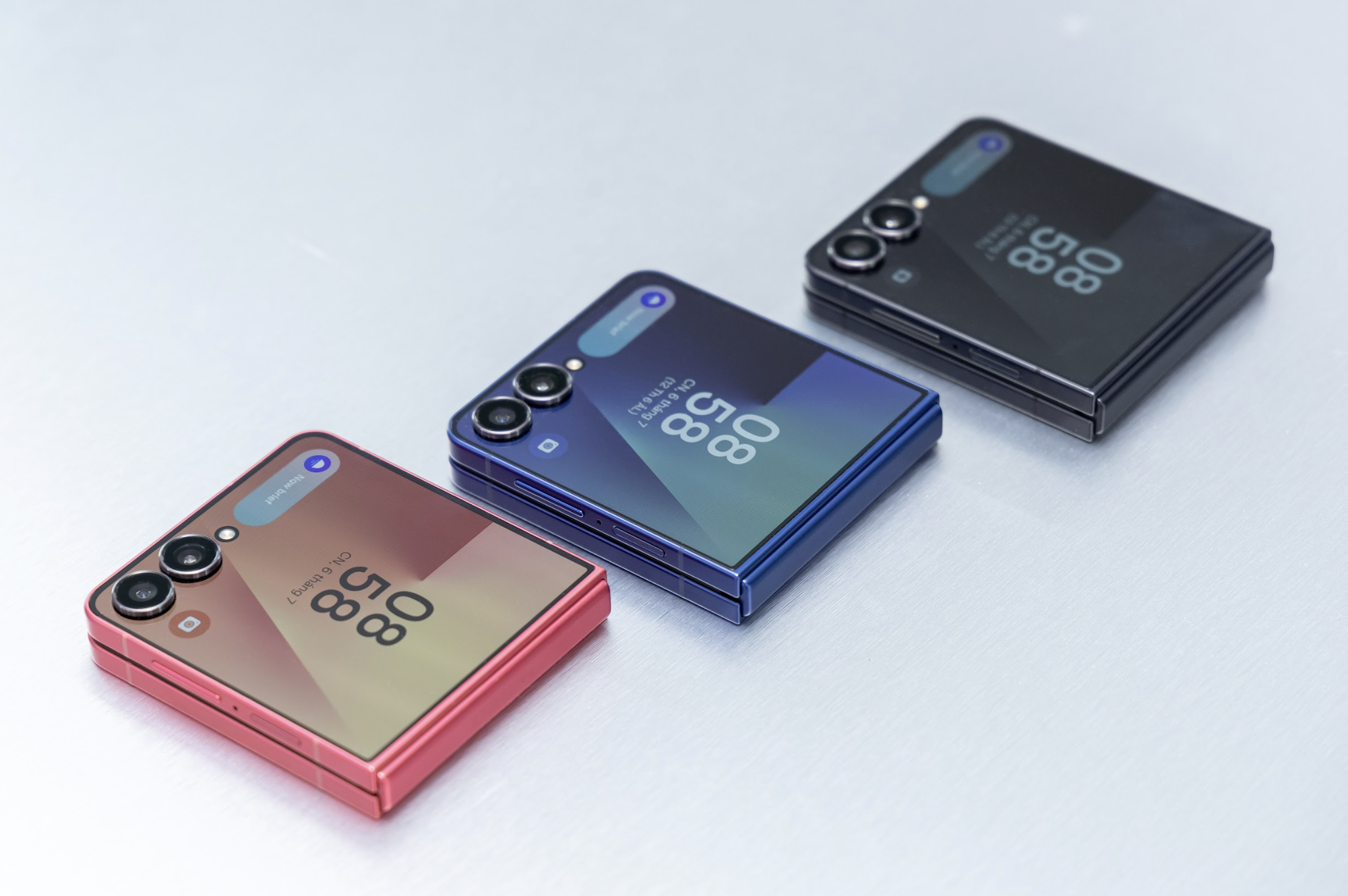 Galaxy Z Flip7 giá từ 28,9 triệu tại Việt Nam - Ảnh 5