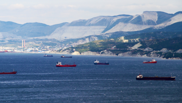 Nhà nhập khẩu LNG lớn nhất thế giới đang mạnh tay gom hàng từ Nga: Gấp rút thanh lý các hợp đồng với Mỹ, hơn 20 triệu tấn hàng bị đe dọa - Ảnh 1