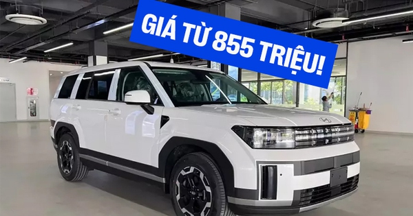 Giá Hyundai Santa Fe chạm ‘đáy’, bản tiêu chuẩn còn 855 triệu đồng, rẻ ngang Toyota Corolla Cross