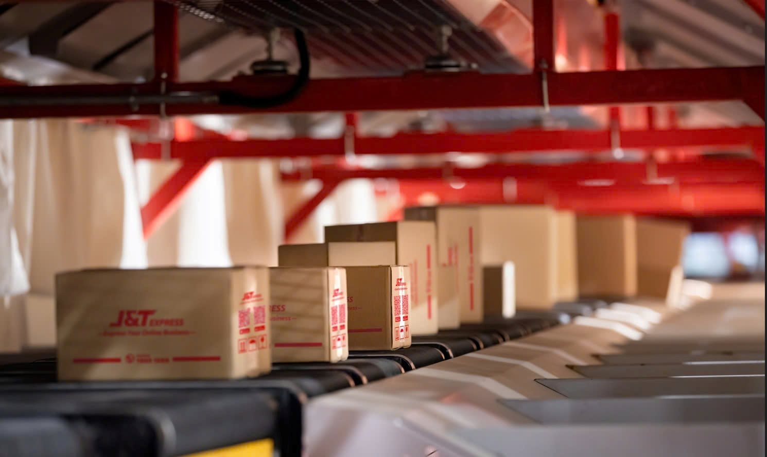 Yếu tố quyết định việc vận chuyển thiết bị công nghệ cao đến tay khách hàng nhanh chóng và suôn sẻ - Ảnh 4