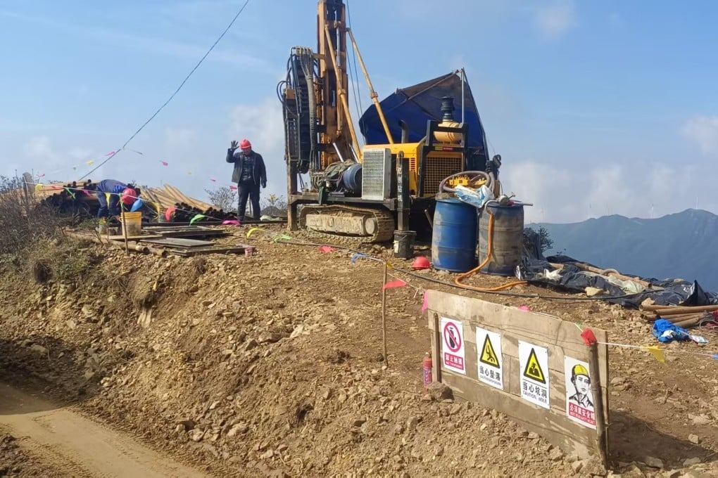 Một quốc gia phát hiện 38 mỏ 'kho báu' từ đầu năm - có loại được coi là 'vàng trắng', trữ lượng cả trăm triệu tấn - Ảnh 1