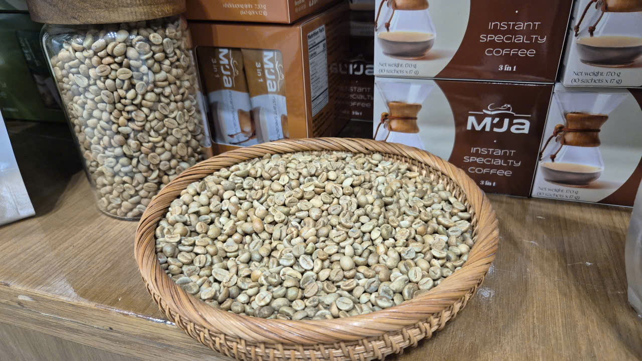 Doanh nghiệp xuất khẩu gạo, cà phê gửi kiến nghị khẩn lên Thủ tướng - Ảnh 1