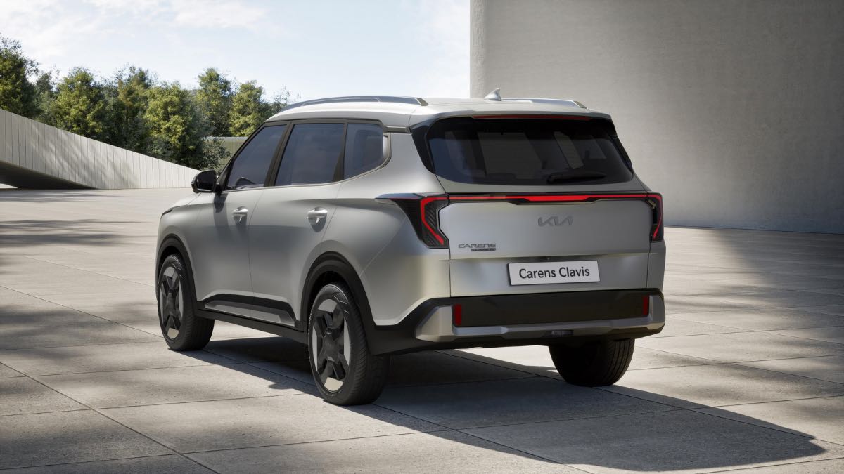 Kia Carens bản điện giá quy đổi gần 550 triệu đồng mở bán từ hôm nay, có cơ hội về Việt Nam khi xe xăng sắp bị hạn chế - Ảnh 3