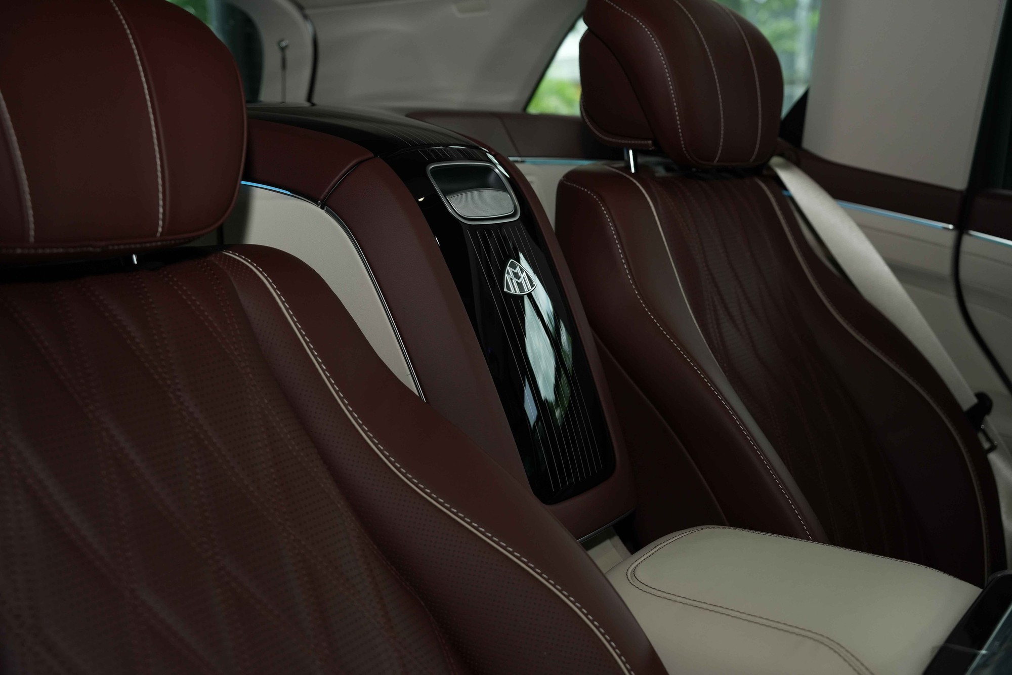 Bộ đôi SUV hạng sang GLS 450 4MATIC FL và 600 FL trình làng: Giá từ 5,6 - 12,3 tỷ đồng, bổ sung ADAS, thêm option đẳng cấp - Ảnh 14