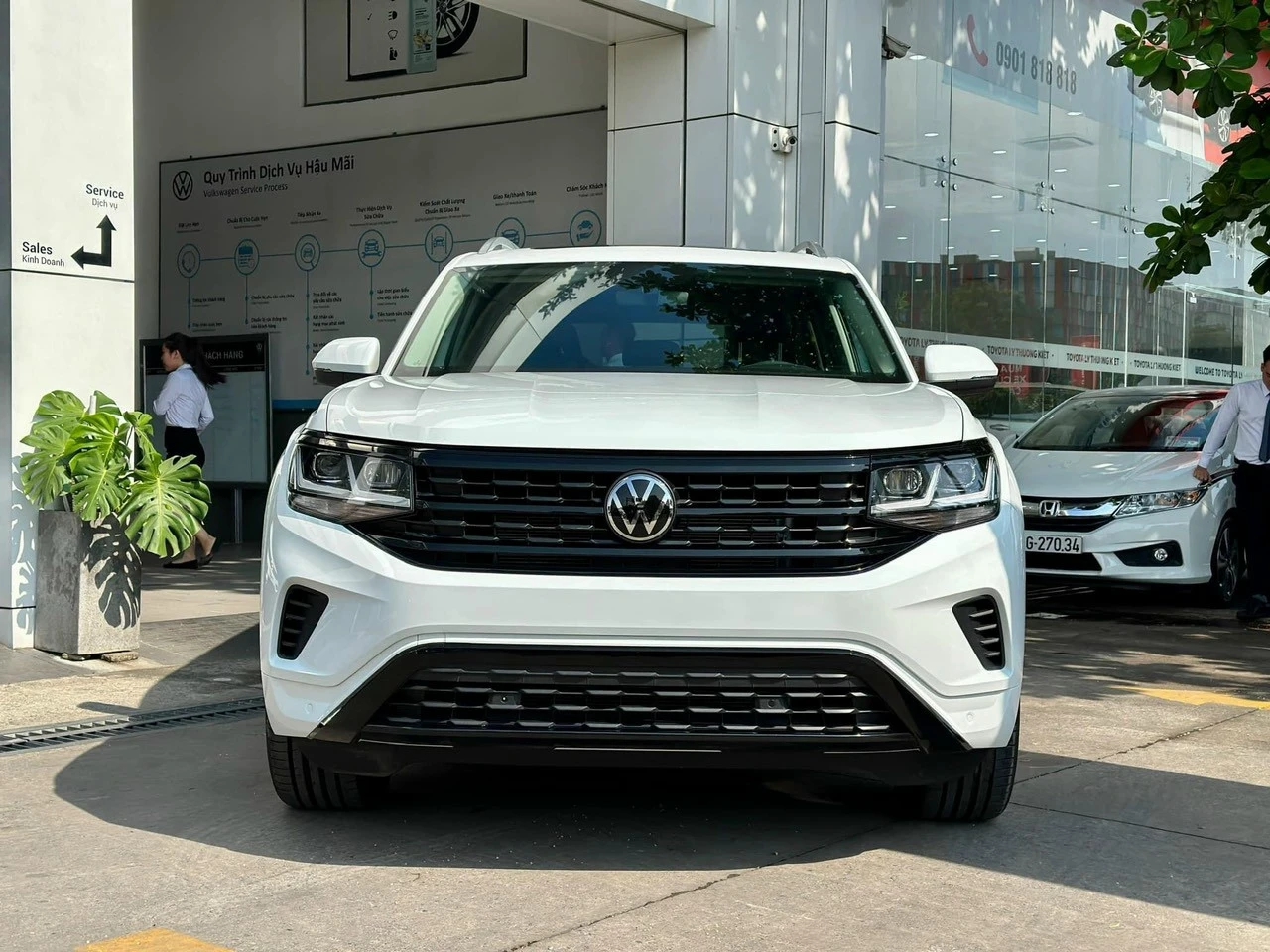 VW Teramont hạ giá kỷ lục còn 1,788 tỷ đồng: Là bản Limited nhiều 'option' xịn, tăng cạnh tranh trước Palisade, làm khó Explorer - Ảnh 3