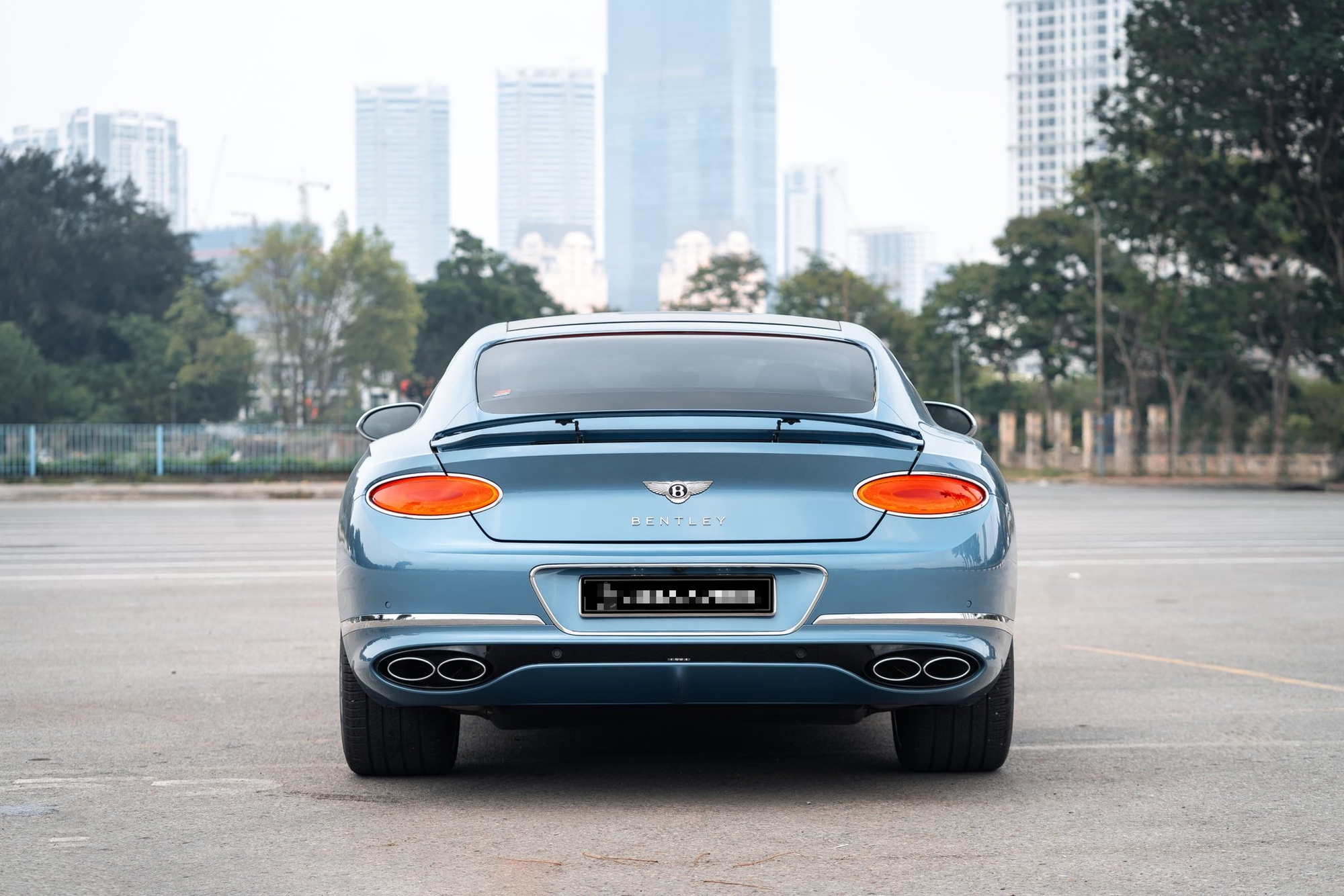 Ở Việt Nam có chiếc xe đi 1 km 'đánh rơi' hơn 2 triệu đồng, đi chưa tới 5.000 km đã rớt giá gần 40% - Ảnh 3